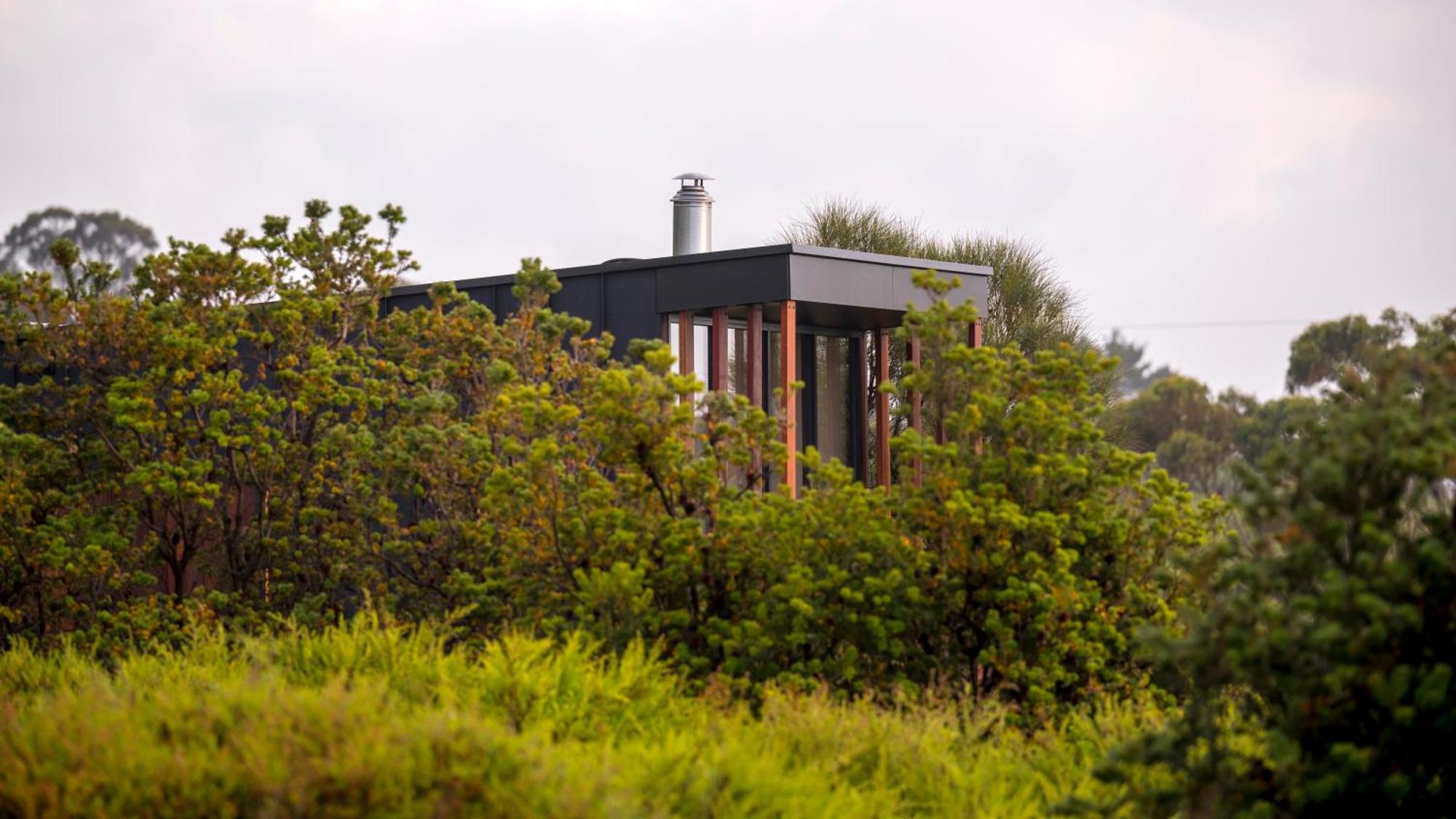 Little Beach Resort Four Mile Creek Exterior photo